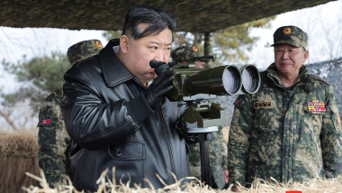 exerciții militare desfășurate de Coreea de Nord la granița cu Coreea de Sud