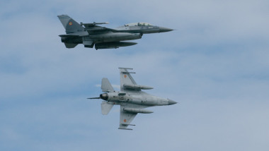 Avioane F-16 ridicate de la sol pentru apărarea spațiului aerian. Foto- Profimedia