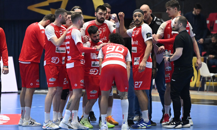 HANDBAL MASCULIN:DINAMO BUCURESTI-ORLEN WISLA PLOCK, EHF CHAMPIONS LEAGUE (26.02.2025)