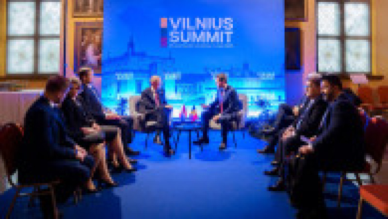 Nicușor Dan, alături de președintele Letoniei, la summitul B9 de la Vilnius. Foto: Administrația Prezidențială | Poza 5 din 12